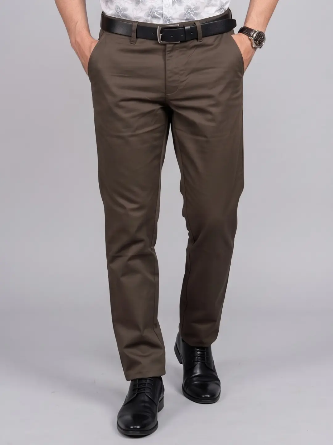 LIVE IN Brown Regular Fit Solid Polycotton Casual Trousers-LMG 05